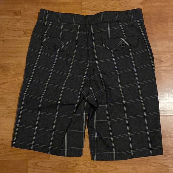 Micros Boys Plaid Shorts - Picture 5 of 5